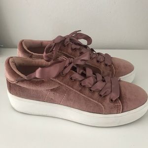 Steve Madden velvet sneakers
